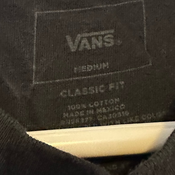 Vans black graphic tee - men’s M - Picture 2 of 4